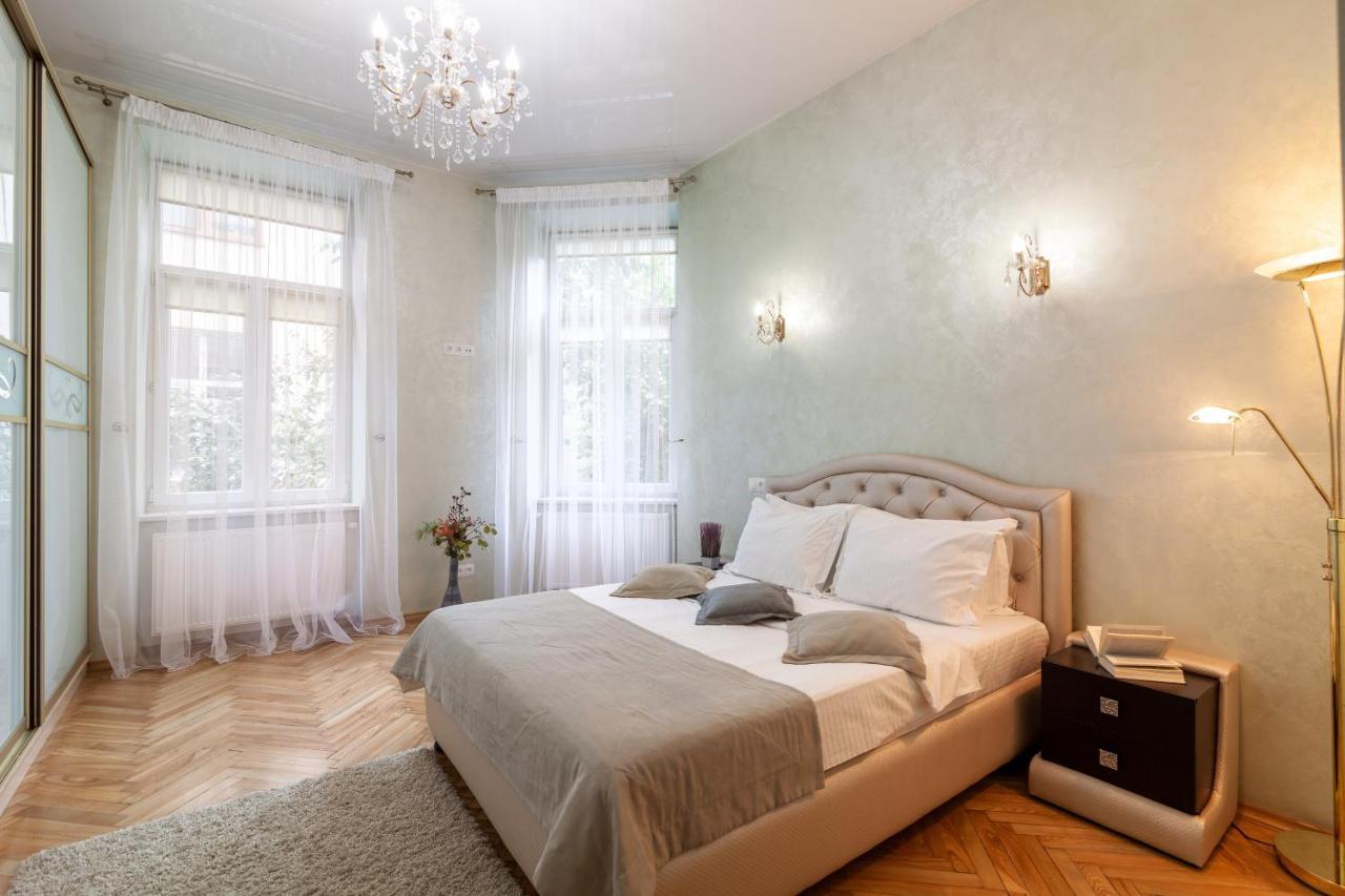 Alfa Apartments Levytskoho Львов Экстерьер фото